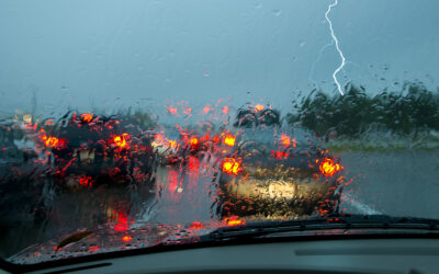Consejos esenciales para una conducción segura bajo la lluvia